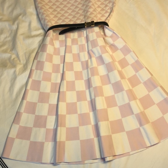 Pink and white summer dress - Picture 2 of 4